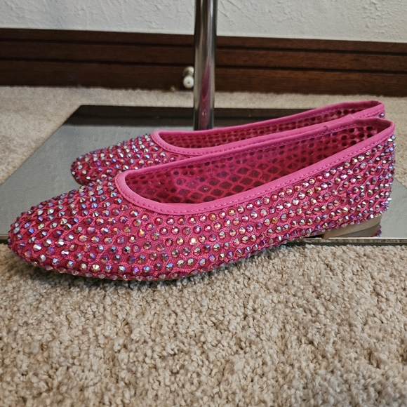 Shine inferno pink fishnet flats - Picture 1 of 3